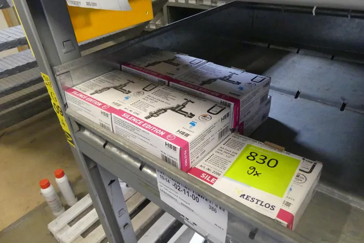 9x HS Auslaufventil HD, matt verchromt, Knebelgriff, 1/2